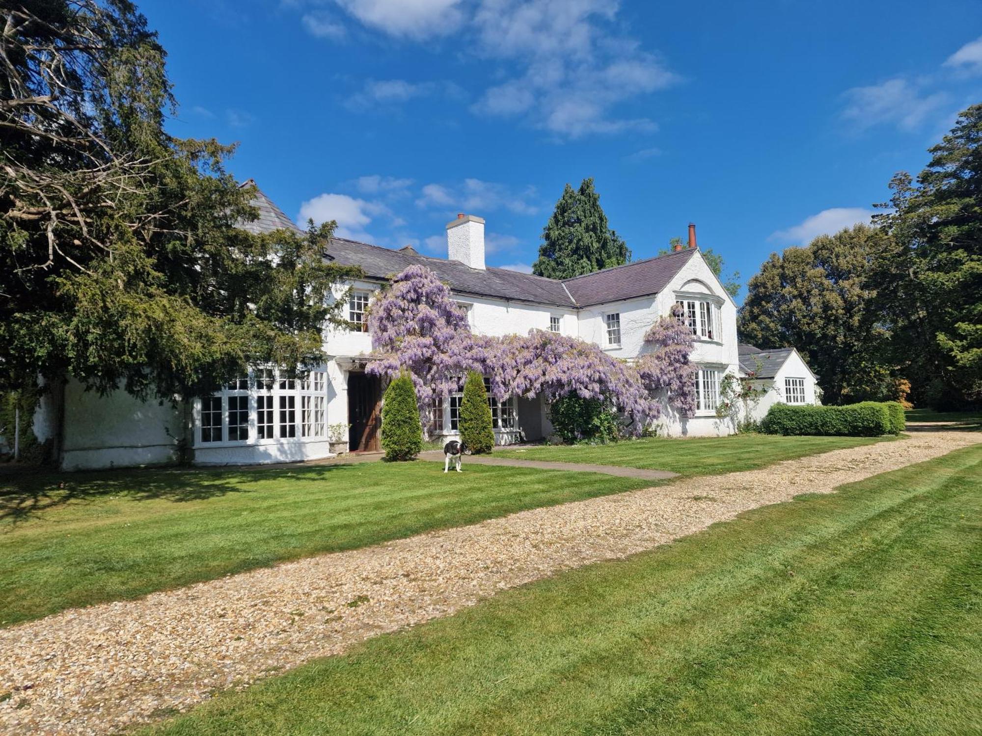Glyn Isa Country House Luxury Self Catering Accommodation Conwy Extérieur photo